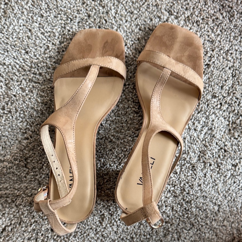 Vaneli Tan Strappy Sandals